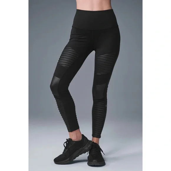 ALO Yoga High Waist 7/8 Moto Leggings in Black - Picture 2 of 6